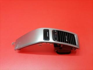 Дефлектор торпедо центральный правый Toyota Land Cruiser Prado 2006