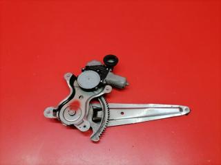 Запчасть стеклоподъемник задний левый Toyota Land Cruiser 2013