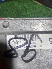 Электронный блок управления двигателем (ЭБУ) Honda Fit Gd1 l15a