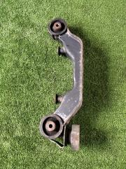 Фото запчасти рычаг задний правый Toyota Corolla Fielder 2007 контрактная запчасть Запчасть рычаг задний правый Toyota Corolla Fielder 2007