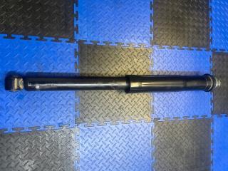 Запчасть амортизатор задний левый Toyota Porte 2016