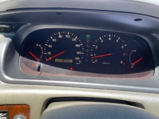 Щиток приборов Toyota Mark II Qualis 2000