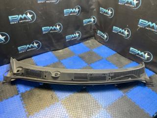 Решетка под дворники (Жабо) передняя Nissan Dualis 2012