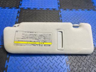 Запчасть козырек солнцезащитный правый Toyota Prius 2011