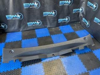 Накладка замка багажника Nissan Dualis 2012