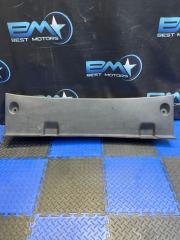 Накладка замка багажника Toyota Corolla Axio 2009