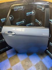 Запчасть дверь задняя правая Toyota Ractis