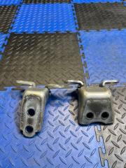 Петля двери передняя левая Honda Fit 2008