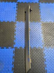 Запчасть накладка на крыло задняя правая Toyota Raum