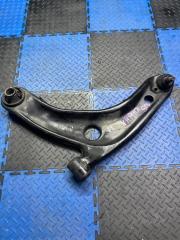 Запчасть рычаг передний левый Toyota Aqua