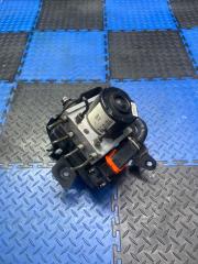 Запчасть блок abs передний Suzuki Swift 2006