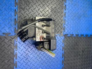 Запчасть блок abs Toyota Vitz 2013