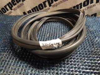 Уплотнительная резинка багажника Toyota Camry 2004.09