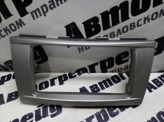 Запчасть консоль магнитолы Toyota Camry 2010/09