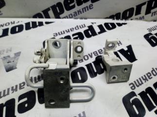 Петля дверная задняя левая AUDI Q7 28.09.2006