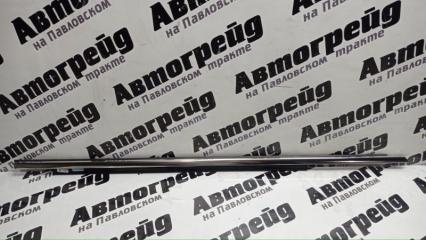 Молдинг стекла передний правый AUDI Q5 07.09.2011