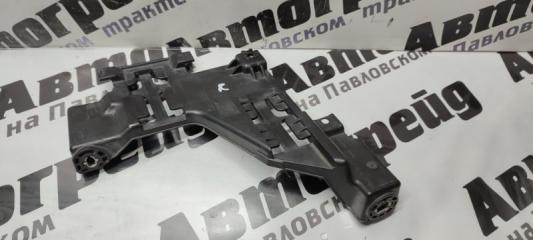 Кронштейн фары правый AUDI Q5 07.09.2011