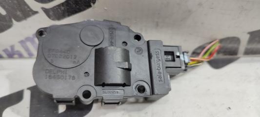 Сервопривод заслонок печки PORSCHE CAYENNE 05.03.2012