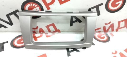 Запчасть консоль магнитолы Toyota Camry 2006.08