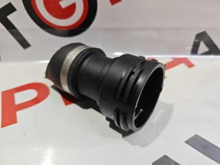 Фланец системы охлаждения AUDI A6 23.04.2013