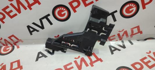 Кронштейн фары правый AUDI Q5 17.05.2012