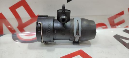 Фланец системы охлаждения AUDI Q5 17.05.2012