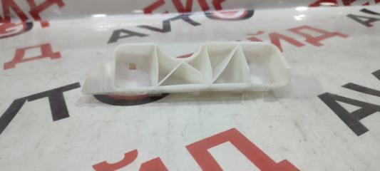 Крепление бампера переднее правое Nissan DUALIS 03.2009