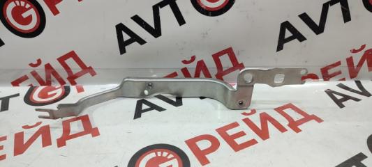 Крепление крыла левое AUDI A6 17.10.2011