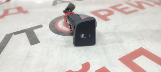 Фото запчасти кнопка включения обогрева левая Chevrolet Captiva 16.06.2011 контрактная запчасть Запчасть кнопка включения обогрева левая Chevrolet Captiva 16.06.2011