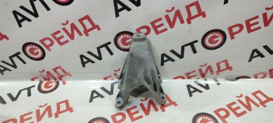 Кронштейн опоры двигателя левый AUDI A4 17.07.2014