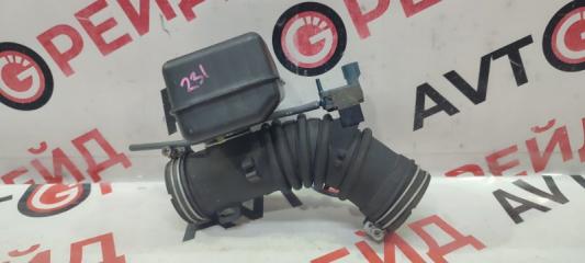 Запчасть гофра воздушного фильтра Toyota Carina 2001.09 AT211 7A-FE 17881-16381 контрактная Гофра воздушного фильтра Toyota Carina 2001.09 AT211 7A-FE 17881-16381 контрактная