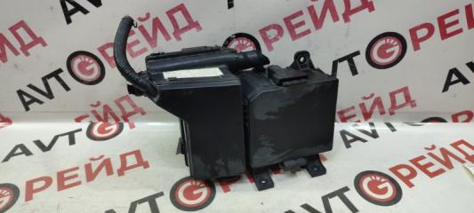 Блок предохранителей под капот Nissan DUALIS 03.2007