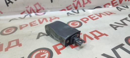 Ограничитель двери передний VOLKSWAGEN TIGUAN 31.10.2011