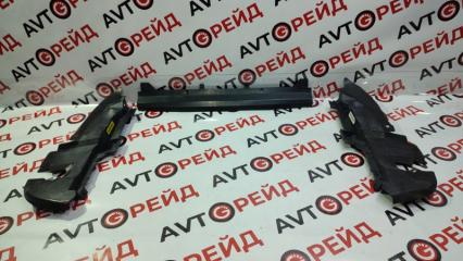 Дефлектор радиатора AUDI Q7 02.05.2012