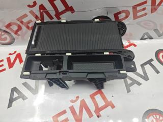 Подстаканник VOLKSWAGEN PASSAT 08.06.2015 контрактная Подстаканник VOLKSWAGEN PASSAT 08.06.2015