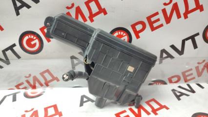 Блок предохранителей под капот Toyota Corona premio 2000.03