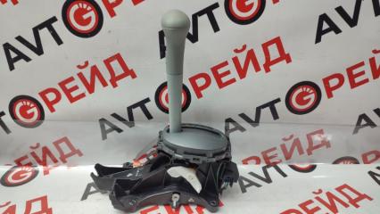 Запчасть рычаг переключения акпп Toyota Vitz 2001.03
