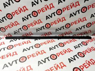 Уплотнитель капота AUDI Q5 06.07.2009