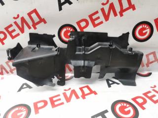 Дефлектор радиатора левый VOLKSWAGEN PASSAT 20.12.2006