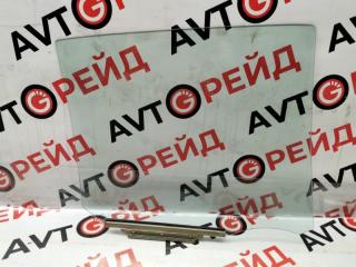 Стекло боковое заднее левое Toyota Vitz 2001.03 контрактная Стекло боковое заднее левое Toyota Vitz 2001.03