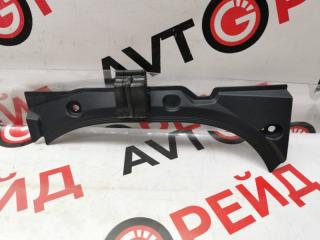 Накладка на крыло правая AUDI A8 10.02.2014