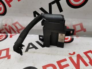 Блок управления топливным насосом AUDI A8 06.02.2012