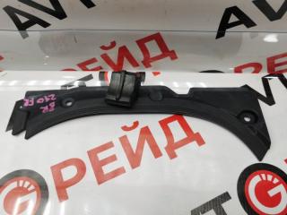 Накладка на крыло правая AUDI A8 06.02.2012