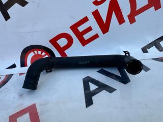 Патрубок системы охлаждения AUDI A8 06.02.2012