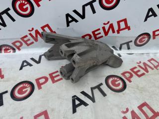 Кронштейн опоры двигателя правый VOLKSWAGEN TOUAREG 02.11.2011