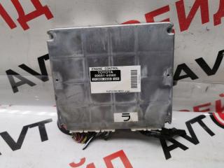 Блок управления двс Toyota Ipsum 04.2006