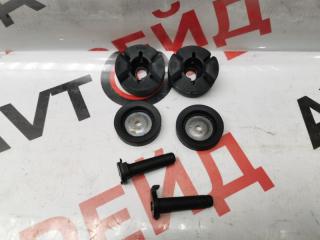 Крепление радиатора AUDI A8 10.02.2014