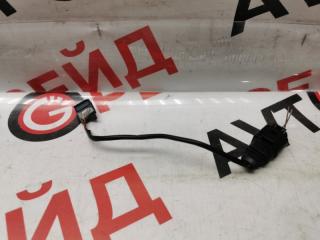 Концевик капота AUDI A6 30.08.2012