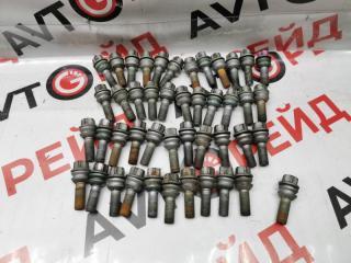 Фото запчасти болт колесный Volkswagen Touareg новая запчасть Запчасть болт колесный Volkswagen Touareg