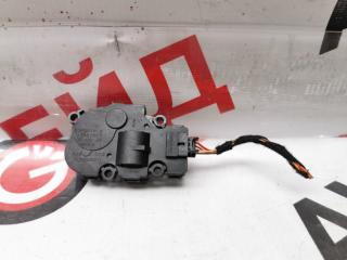 Сервопривод заслонок печки AUDI A4 25.10.2017